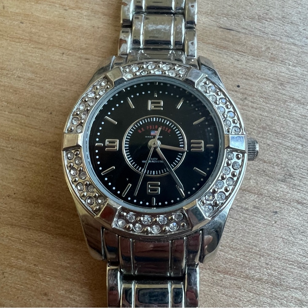 U.S. Polo Associate ladies black dial silver tone dress watch NEW BATTERY